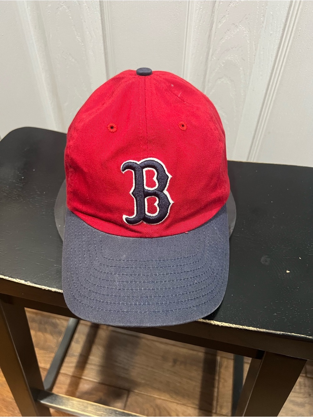 Boston Red Sox Baseball Cap - Red Crown Navy Brim adjustable